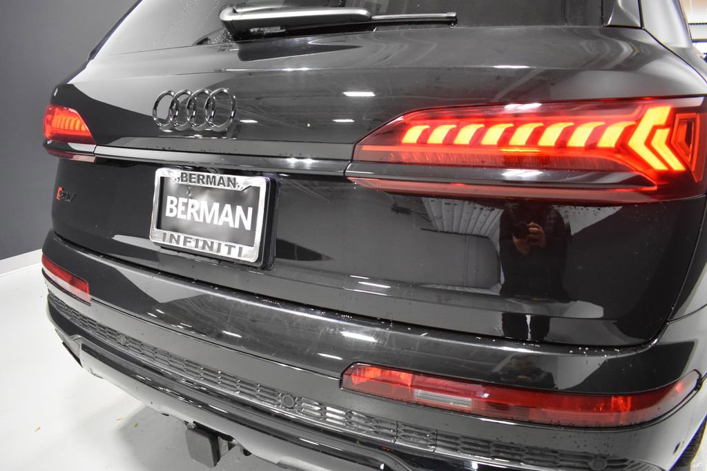 Used 2023 Audi SQ7 Prestige AWD/4WD image 15