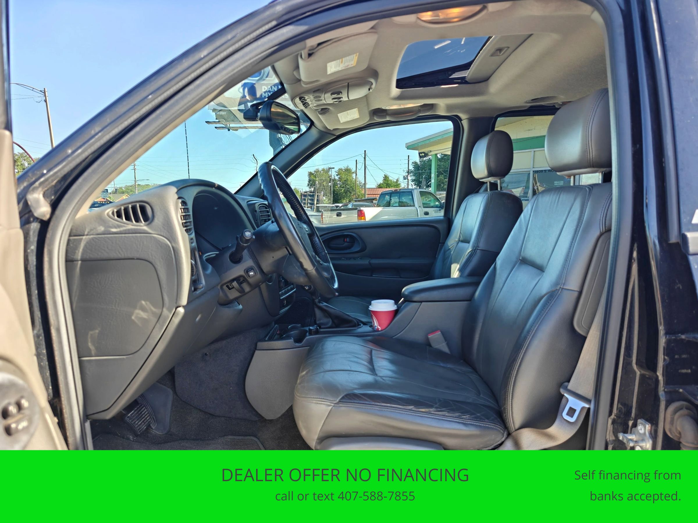 Used 2004 Chevrolet TrailBlazer 4WD w/ LT Preferred Equipment Group image 9