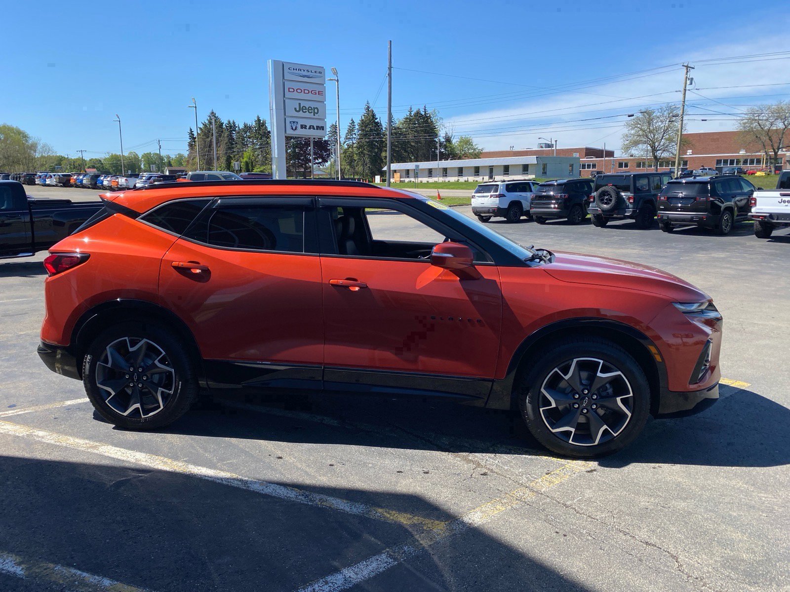 Used 2021 Chevrolet Blazer RS w/ Driver Confidence II Package AWD/4WD image 6