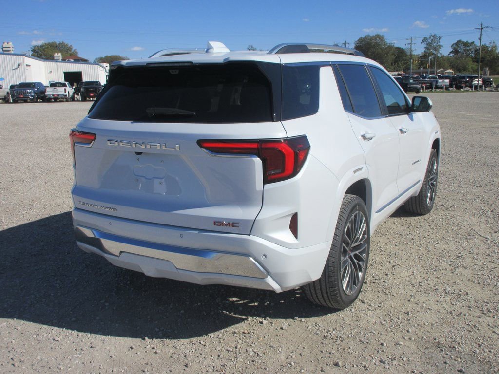New 2026 GMC Terrain Denali AWD/4WD image 4