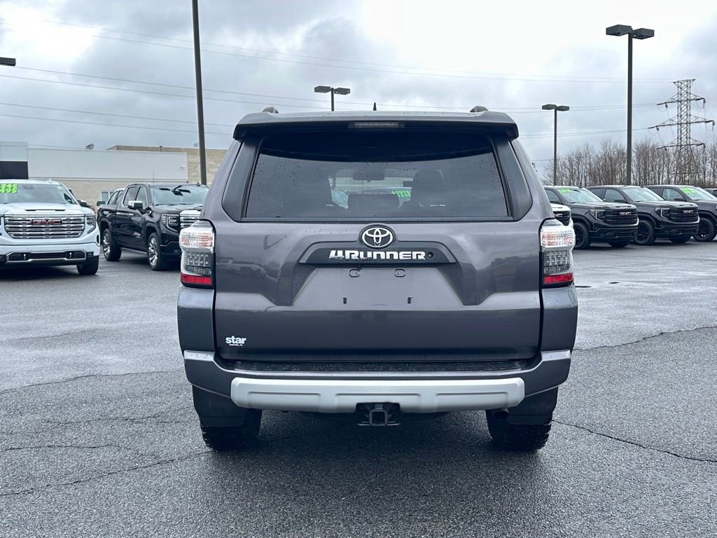 Used 2019 Toyota 4Runner TRD Off-Road image 8