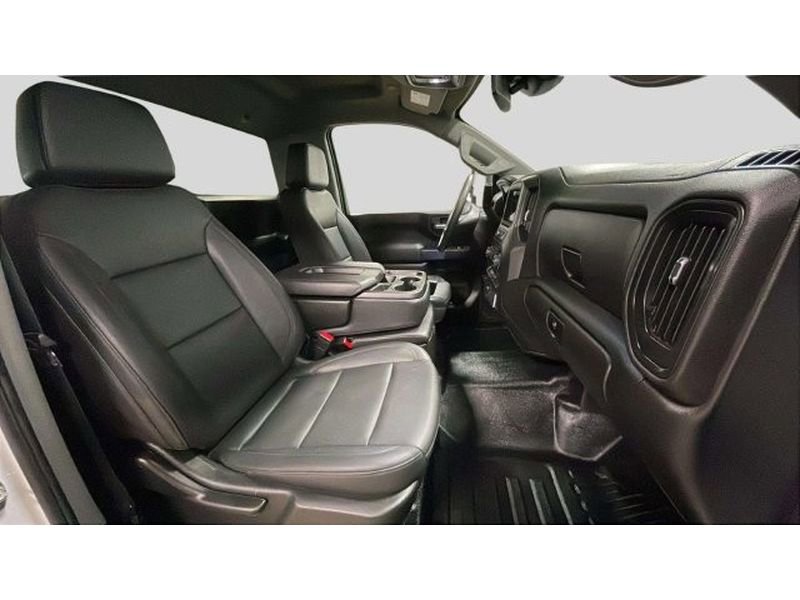 Used 2025 Chevrolet Silverado 2500 W/T w/ WT Convenience Package AWD/4WD image 17