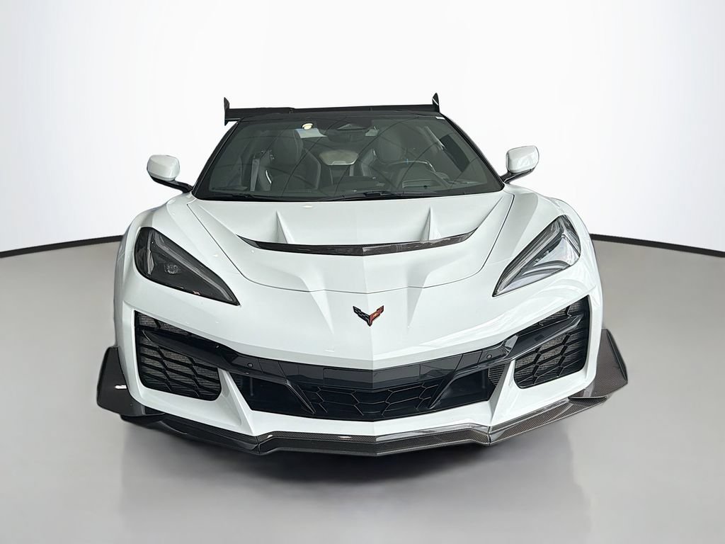 Used 2025 Chevrolet Corvette ZR1 w/ ZR1 Carbon Fiber Aero Package RWD image 2