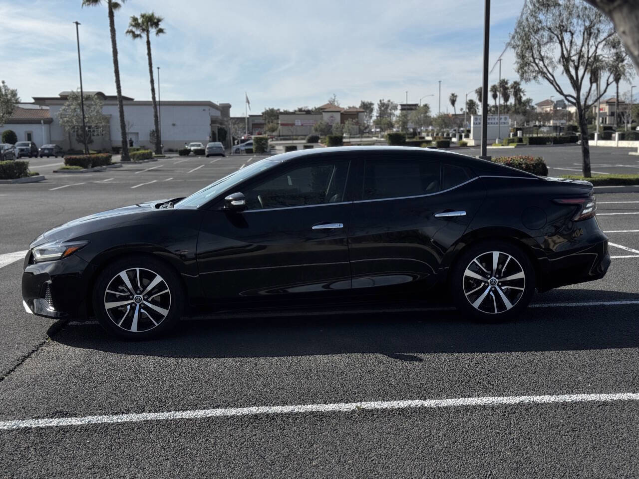 Used 2021 Nissan Maxima 3.5 SV w/ Floor Mat Group image 5