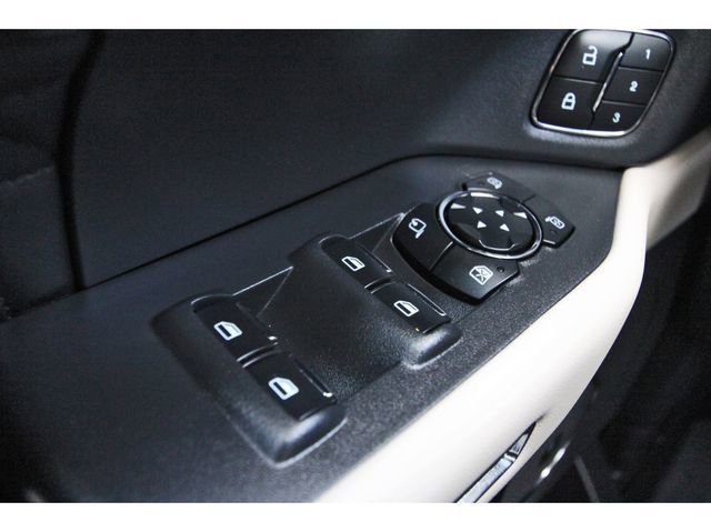Used 2024 Ford Expedition Platinum RWD image 20