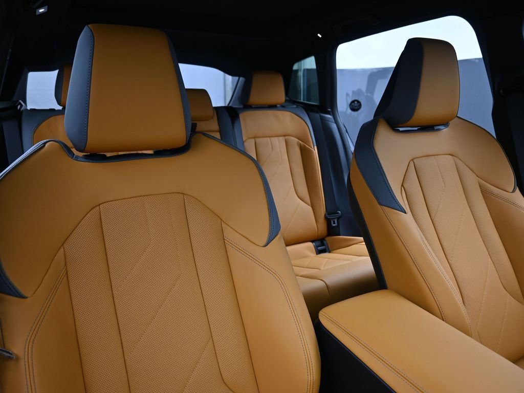 Used 2025 BMW X3 M50 w/ Premium Package image 21