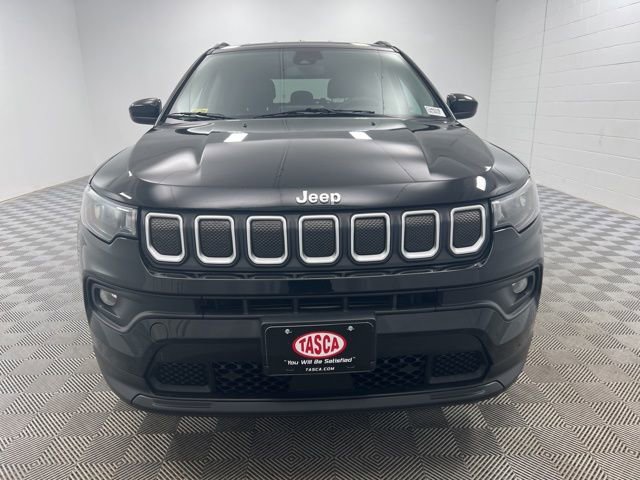 Used 2022 Jeep Compass Latitude image 3