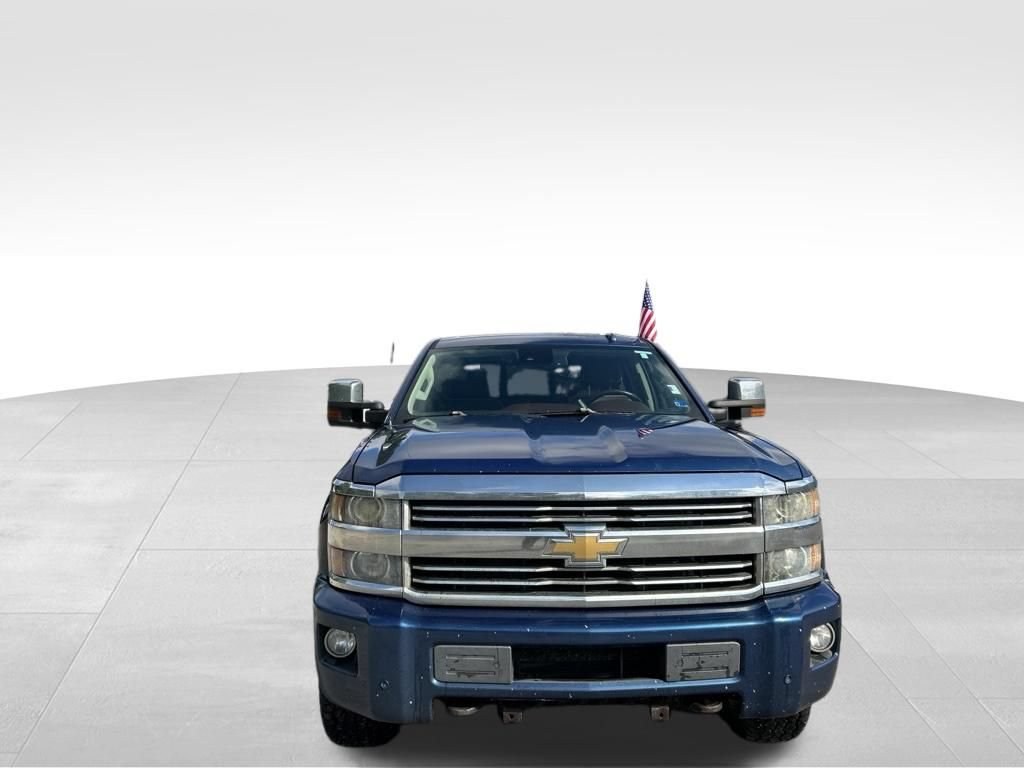Used 2015 Chevrolet Silverado 2500 High Country w/ High Country Premium Package AWD/4WD image 9