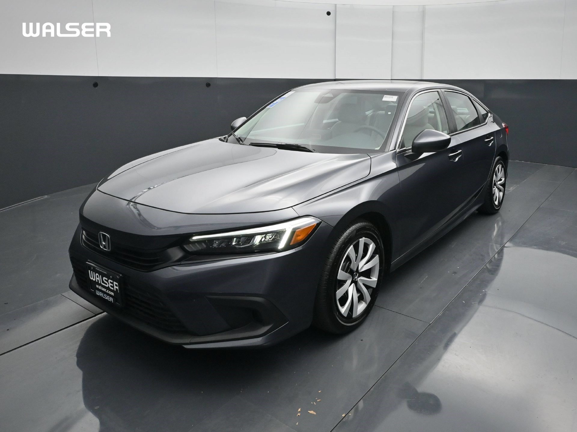 Used 2024 Honda Civic LX image 1