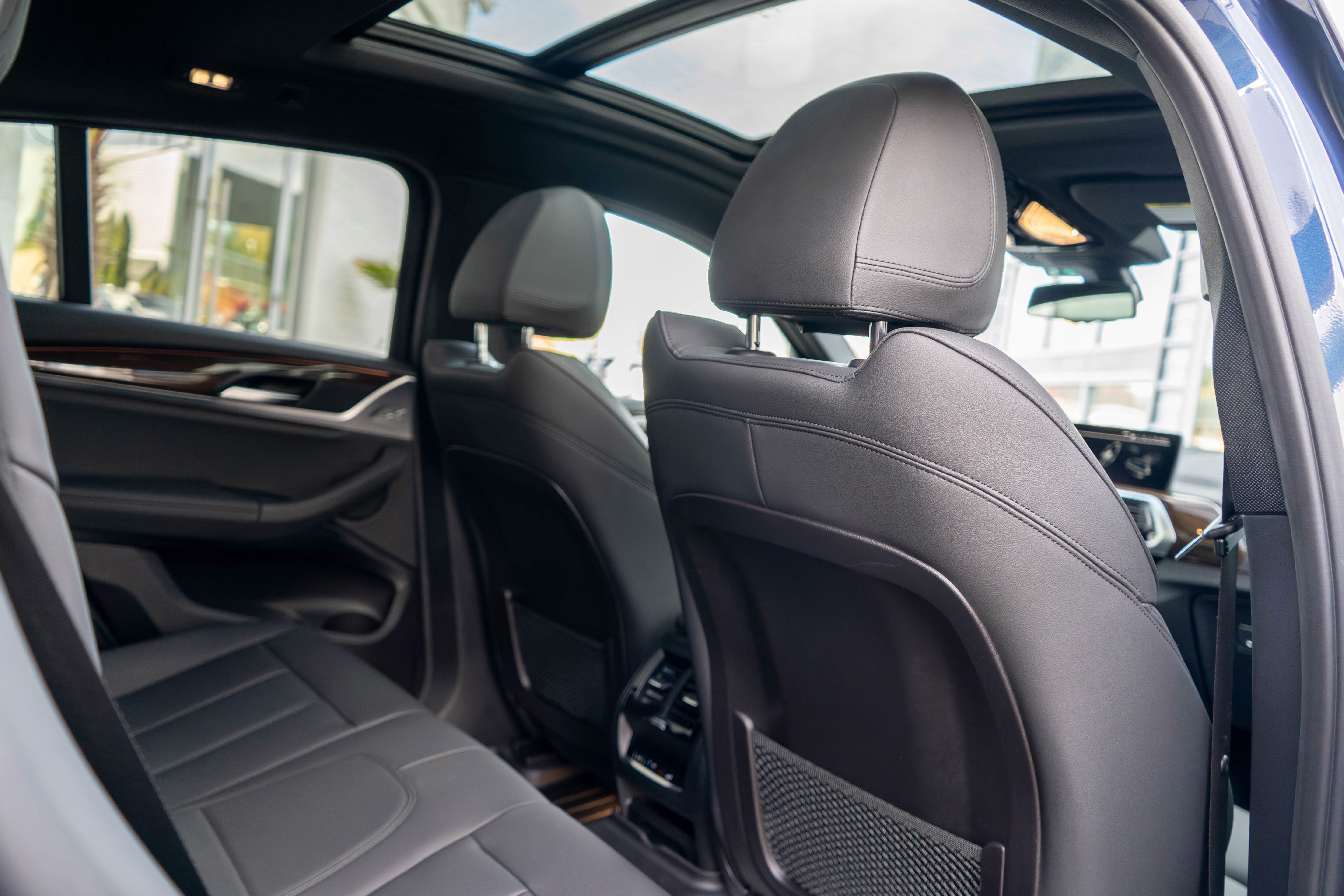 Used 2020 BMW X4 xDrive30i w/ Convenience Package image 34