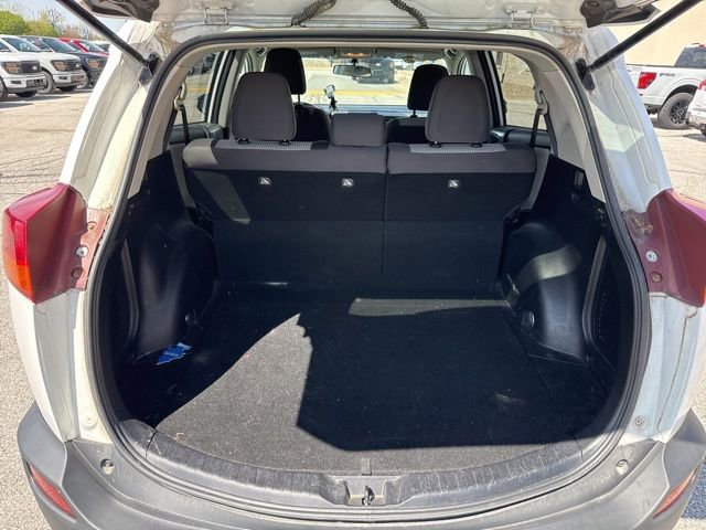 Used 2014 Toyota RAV4 LE AWD/4WD image 12