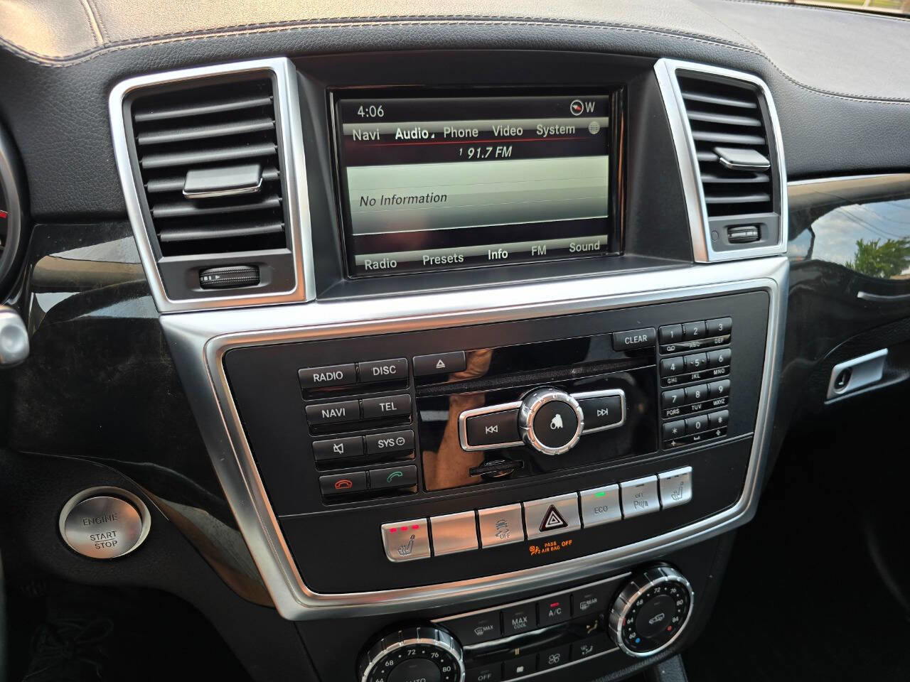 Used 2016 Mercedes-Benz GL 450 4MATIC w/ Premium I Package image 14