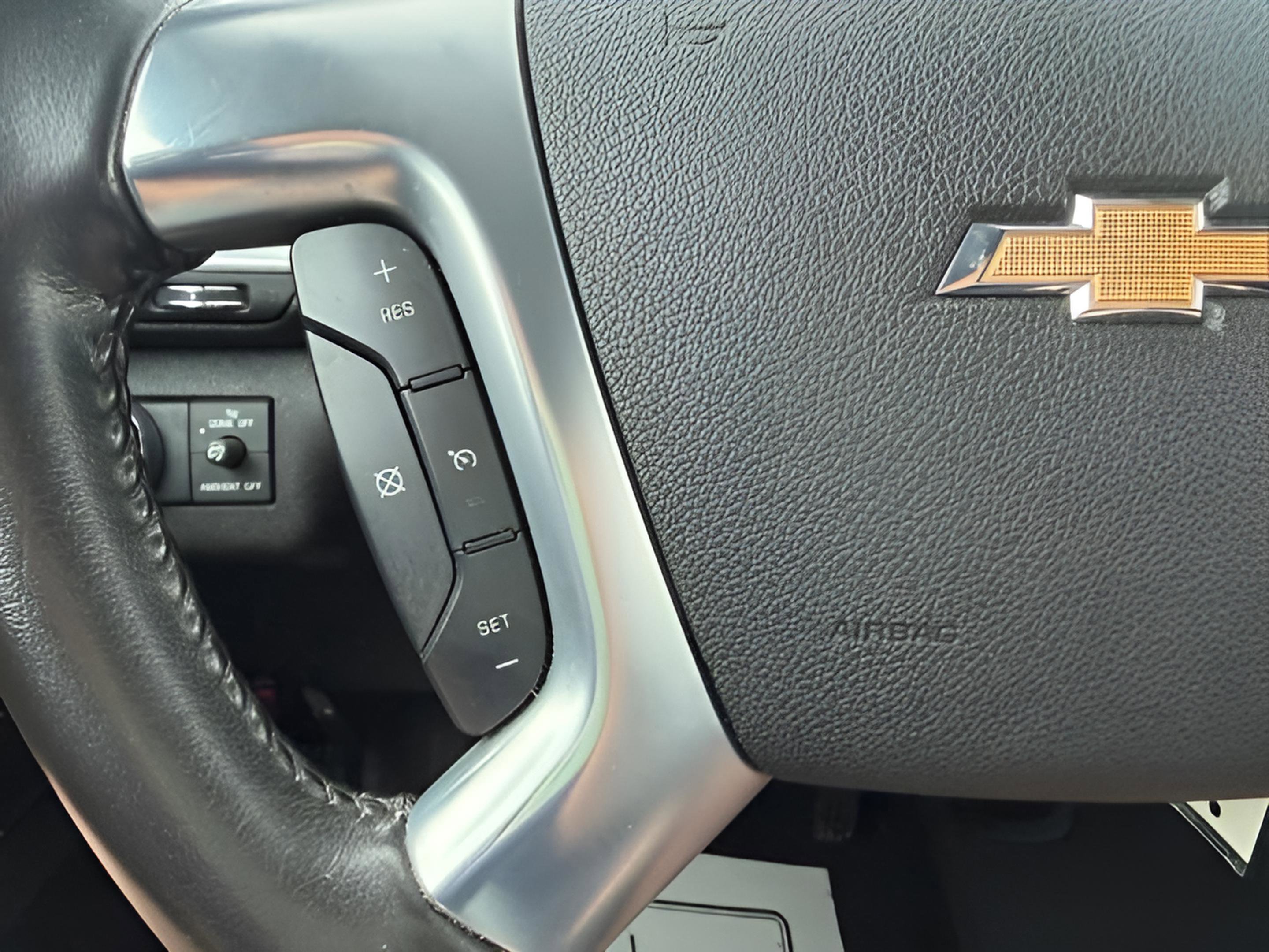 Used 2017 Chevrolet Traverse LT w/ Style and Technology Package FWD image 13