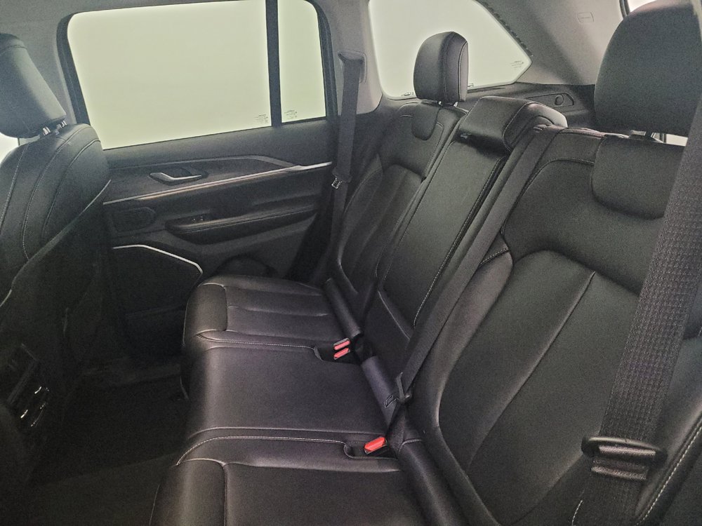 Used 2023 Jeep Grand Cherokee 4WD 4xe image 18