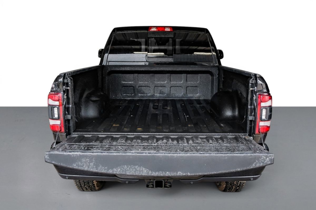 Used 2019 RAM 2500 Laramie w/ Black Appearance Package AWD/4WD image 60