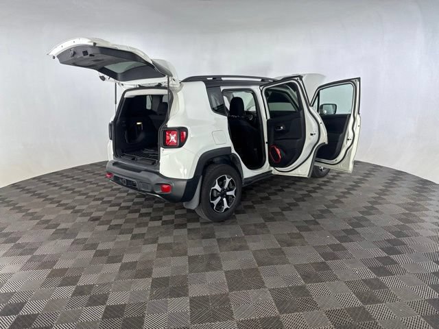 Used 2019 Jeep Renegade Trailhawk w/ Cold Weather Group II AWD/4WD image 17