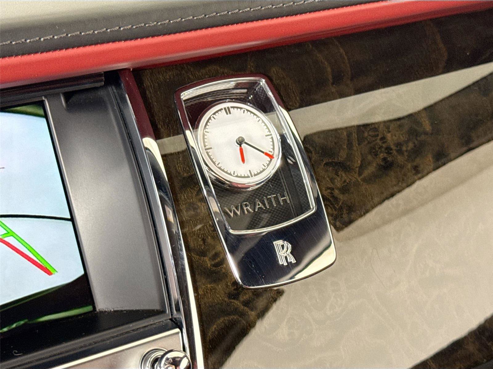 Used 2019 Rolls-Royce Wraith image 25