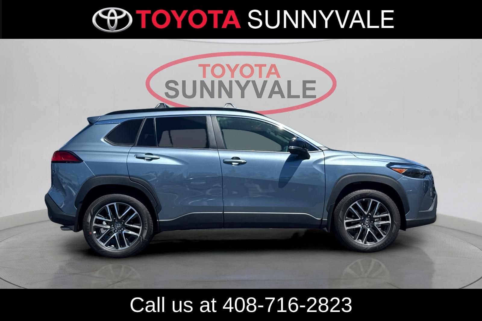 Used 2026 Toyota Corolla Cross XLE w/ Convenience Package AWD/4WD image 9