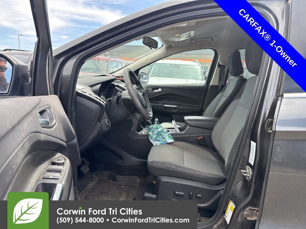 Used 2018 Ford Escape SE AWD/4WD image 2