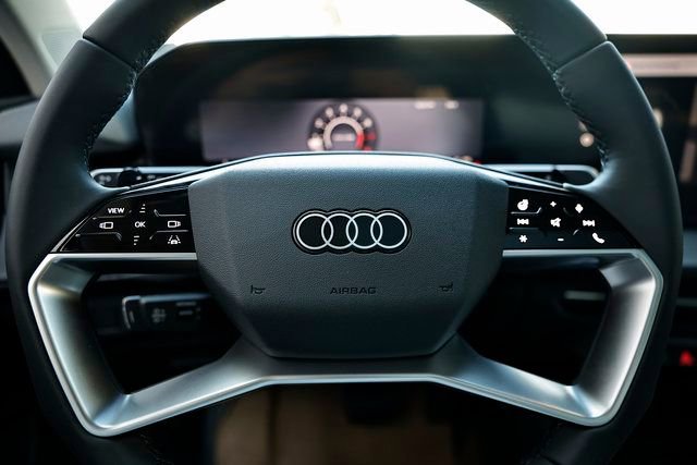 New 2026 Audi Q3 quattro 2.0T image 32