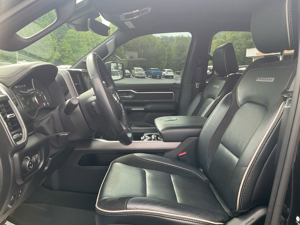 Used 2022 RAM 1500 Laramie w/ Sport Appearance Package AWD/4WD image 16