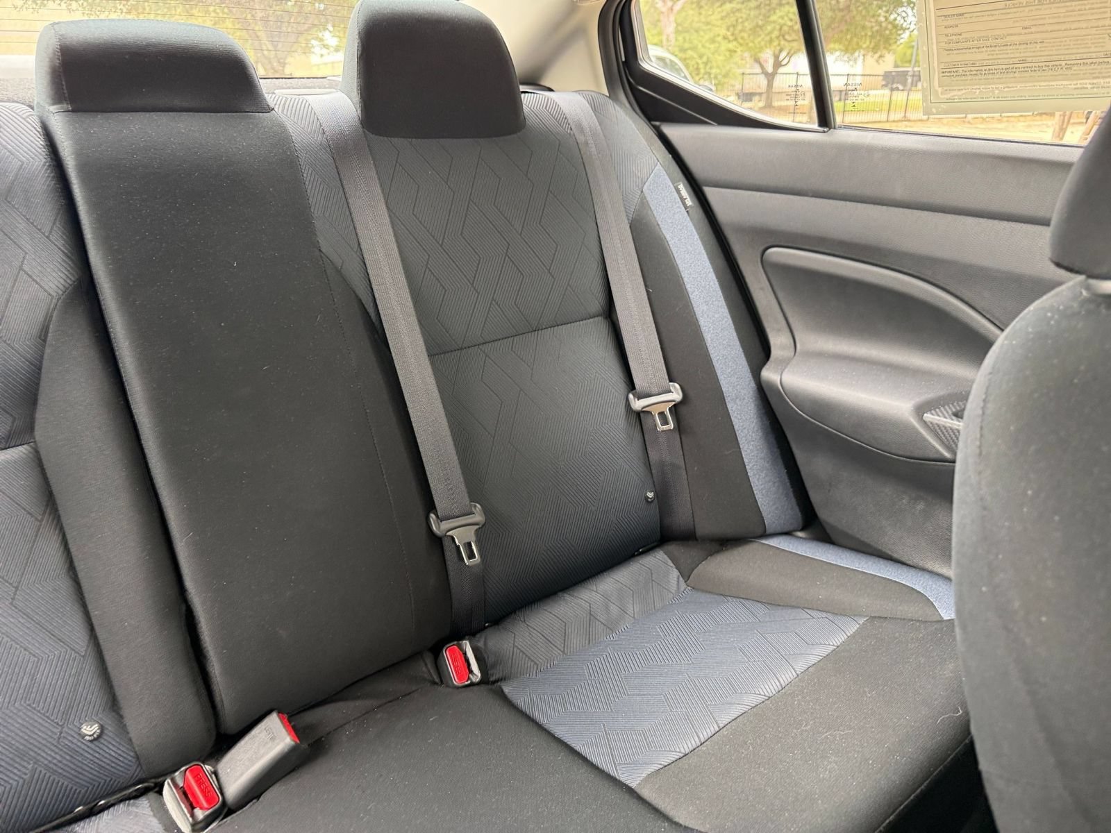 Used 2025 Nissan Versa SV FWD image 32