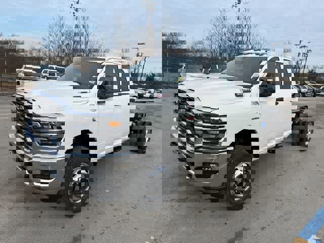 New 2026 RAM 3500 Tradesman image 2