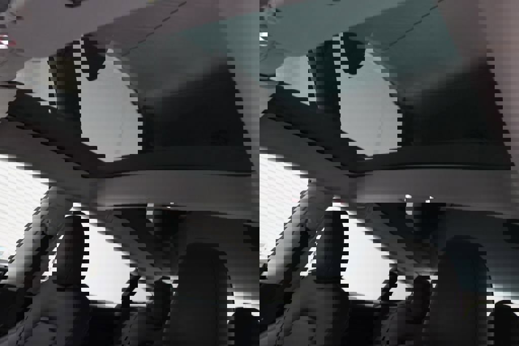 Used 2020 Tesla Model 3 Standard Range Plus image 16