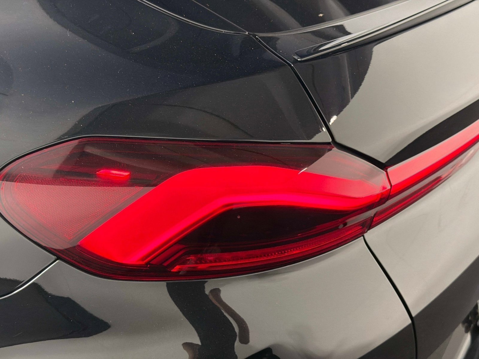 Used 2025 BMW X6 M Competition image 15