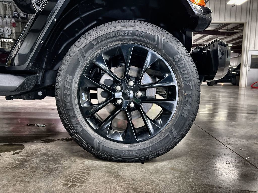 Used 2022 Jeep Gladiator Overland image 10