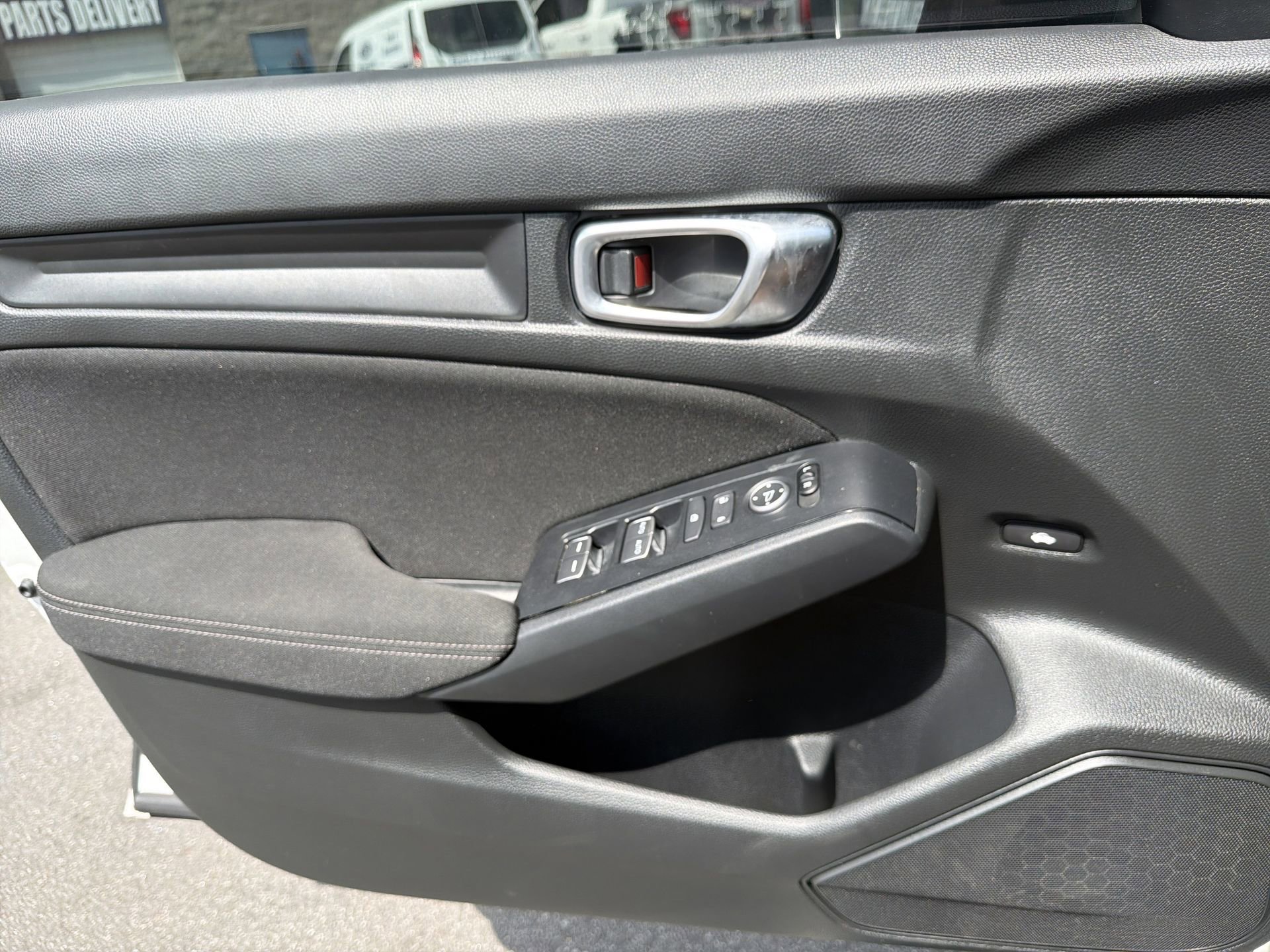 Used 2025 Honda Civic Sport image 8