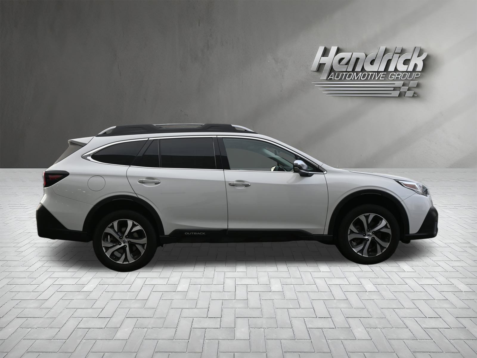 Used 2022 Subaru Outback Touring XT image 10