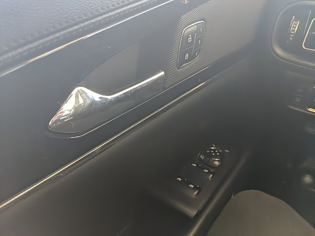 Certified 2022 Lincoln Nautilus AWD w/ Premium Package image 24