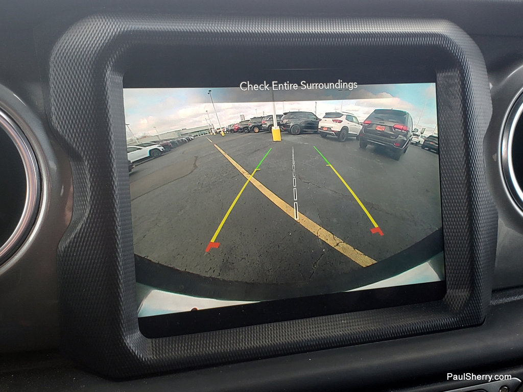 Used 2021 Jeep Wrangler Unlimited Sahara image 32