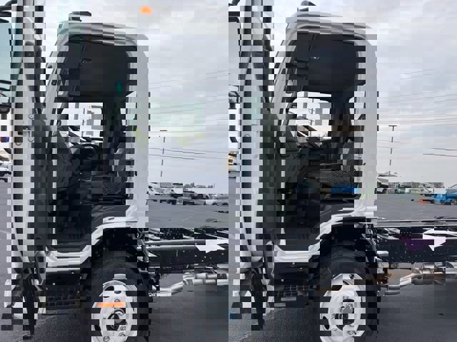New 2024 Chevrolet Low Cab Forward 5500XG RWD image 10