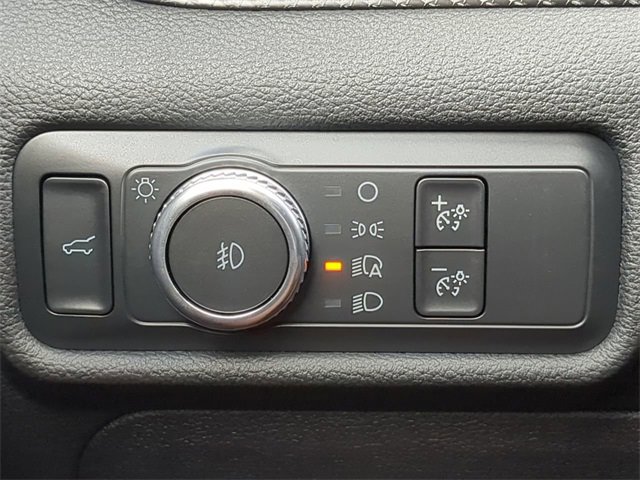 Used 2020 Ford Explorer ST w/ ST Street Pack image 31