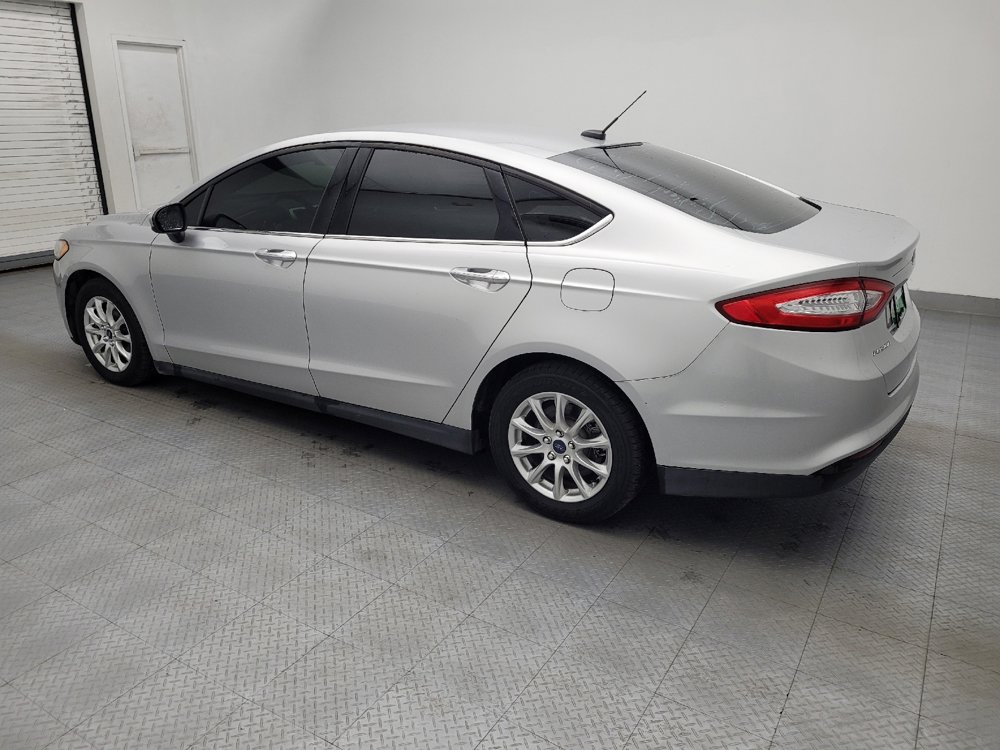 Used 2016 Ford Fusion S image 3
