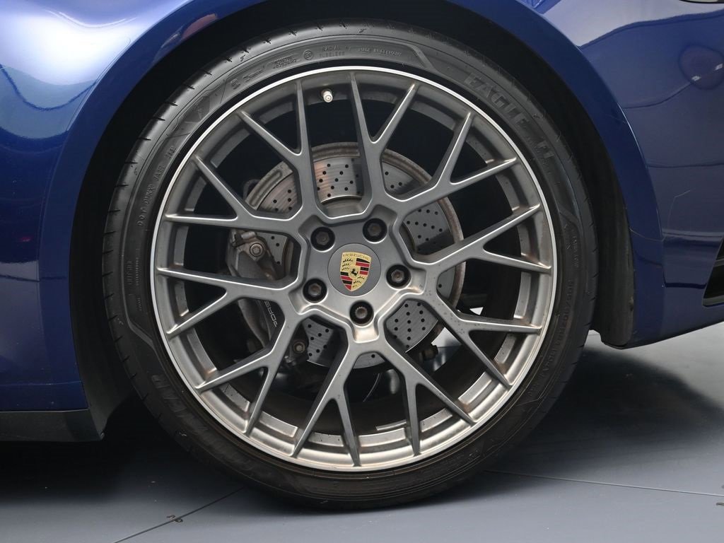 Used 2020 Porsche 911 Carrera image 18