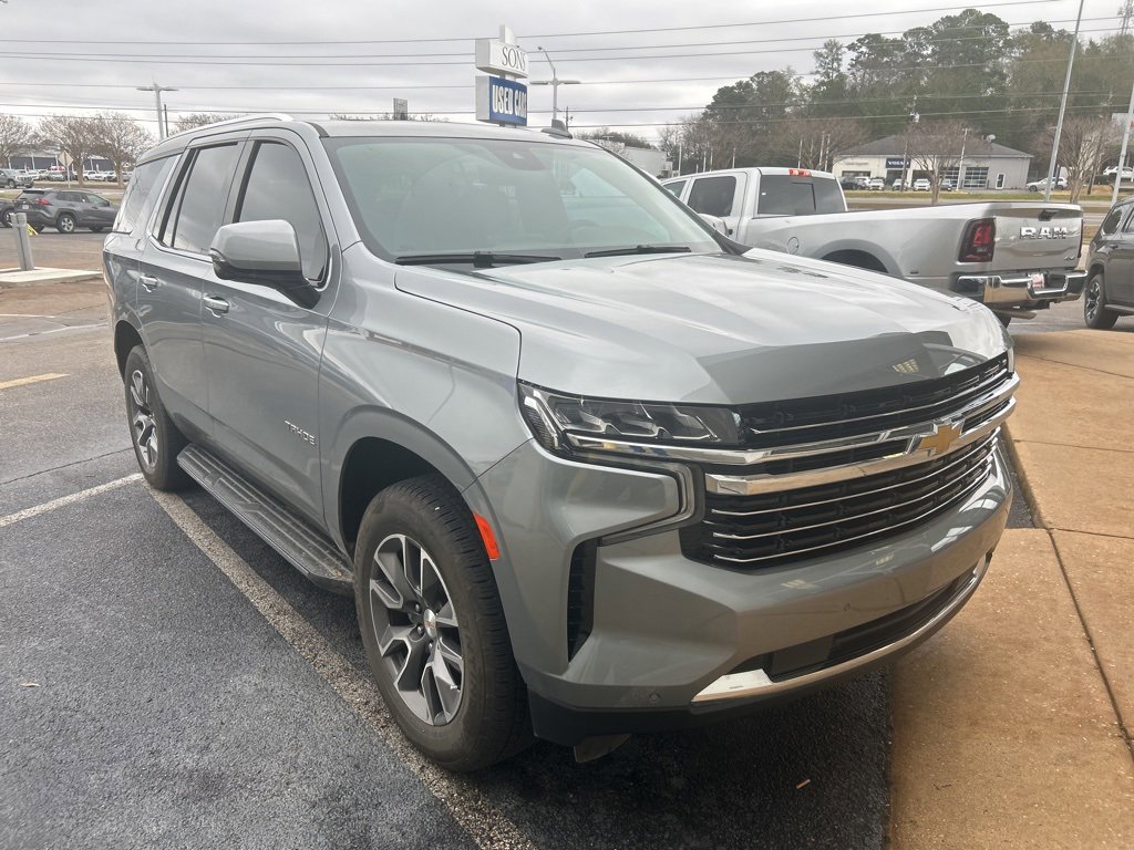 Used 2024 Chevrolet Tahoe LT w/ LT Signature Package image 11