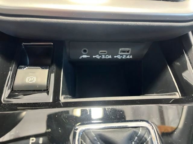 Certified 2023 Subaru Outback Limited image 22