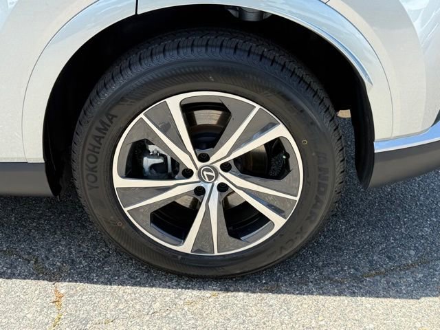 Used 2023 Lexus RX 350h w/ Cold Area Package AWD/4WD image 14