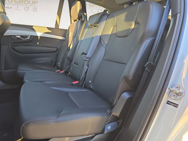 Certified 2025 Volvo XC90 B5 Core image 13