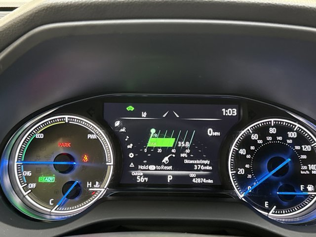 Used 2022 Toyota Venza XLE image 19