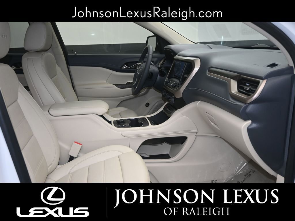 Used 2023 GMC Acadia Denali w/ Denali Ultimate Package image 11