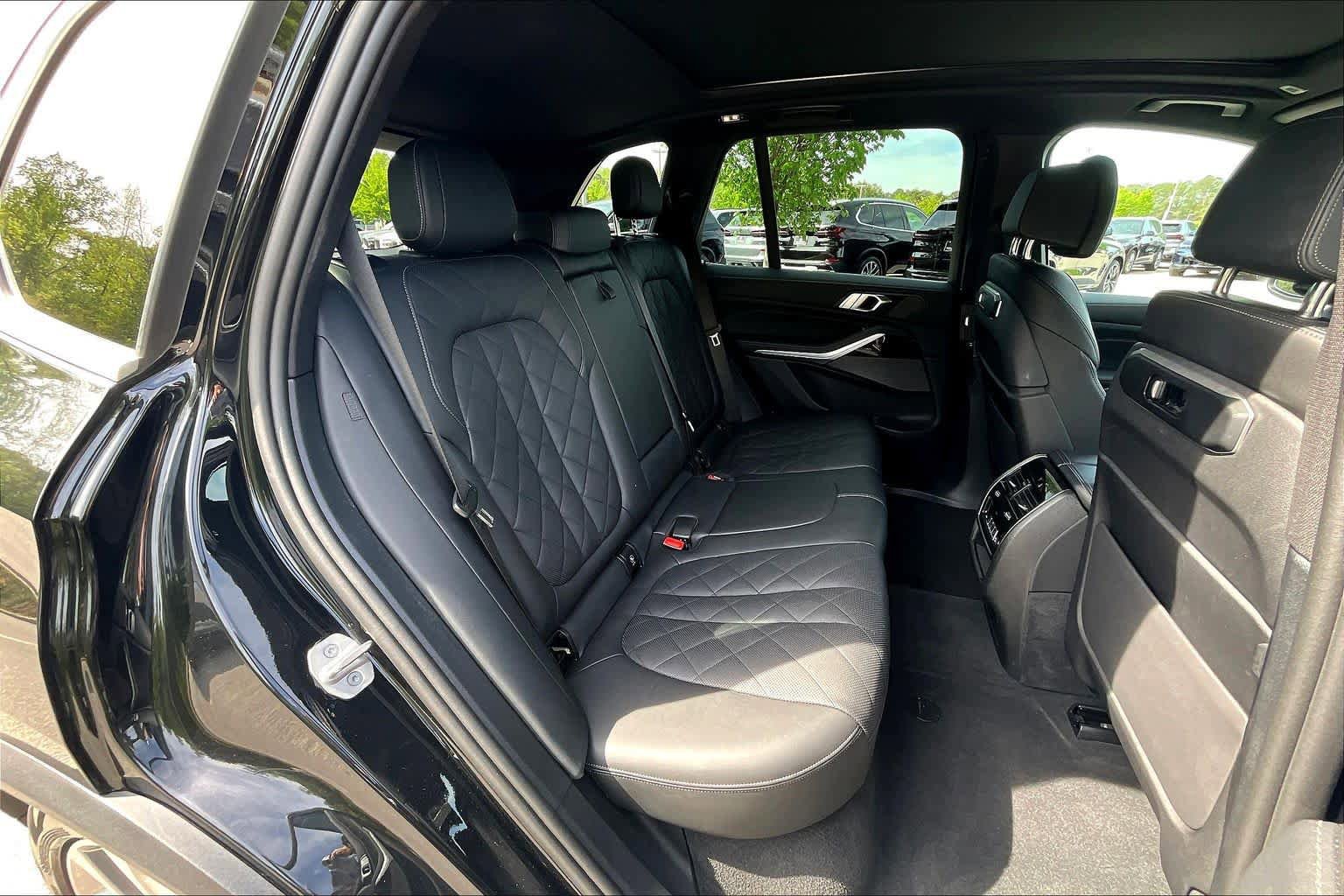 Used 2024 BMW X5 xDrive50e image 19