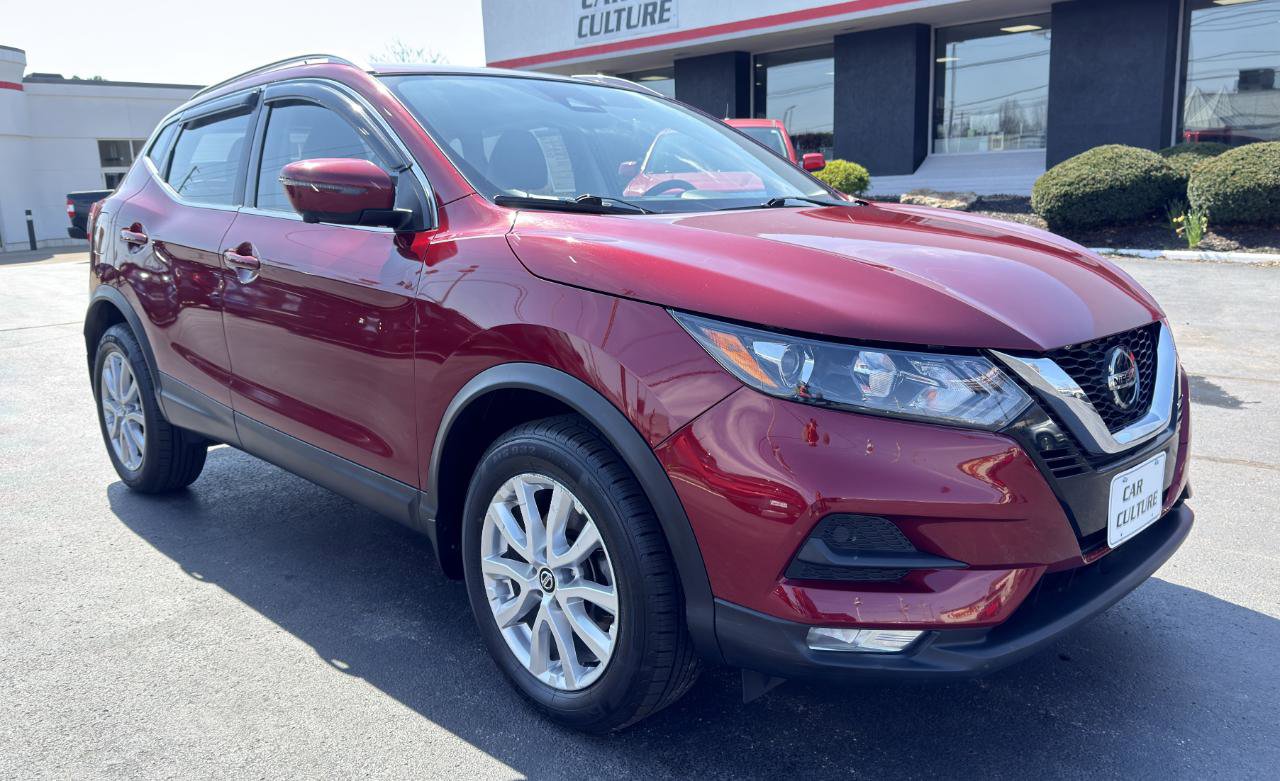 Used 2020 Nissan Rogue Sport SV w/ Technology Package AWD/4WD image 2