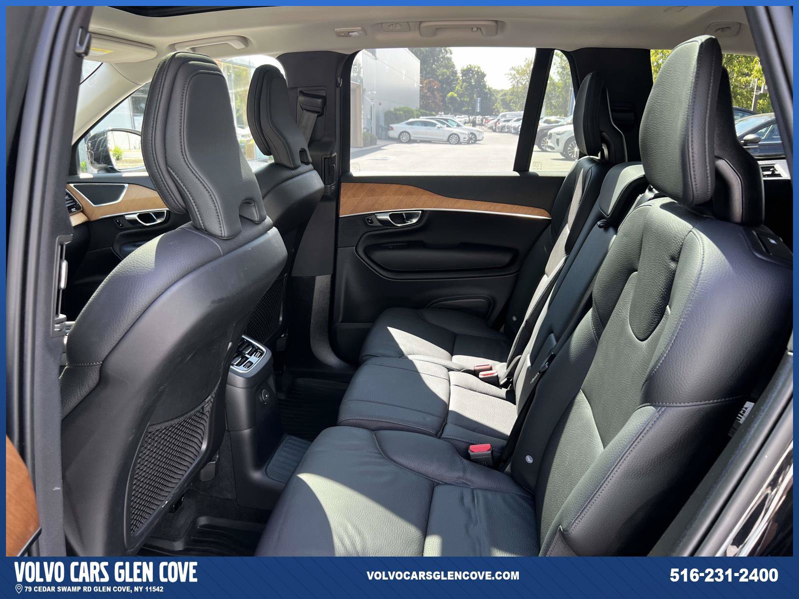 Used 2025 Volvo XC90 T8 Plus w/ Protection Package Premier AWD/4WD image 9