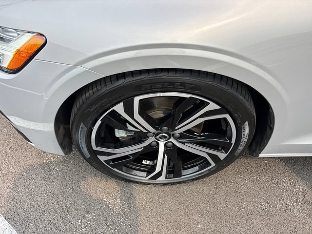 Used 2024 Volvo S60 B5 Core FWD image 33