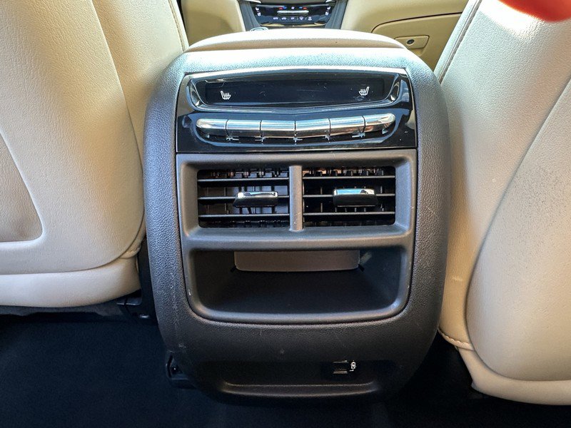 Used 2018 Cadillac XT5 Premium Luxury w/ Driver Assist Package image 11