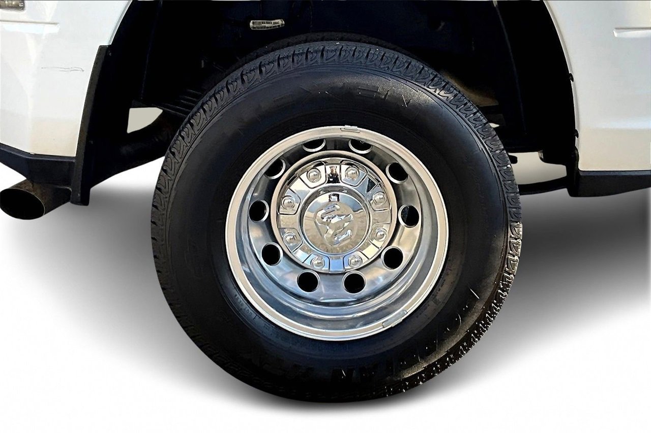 Certified 2024 RAM 3500 Laramie image 33